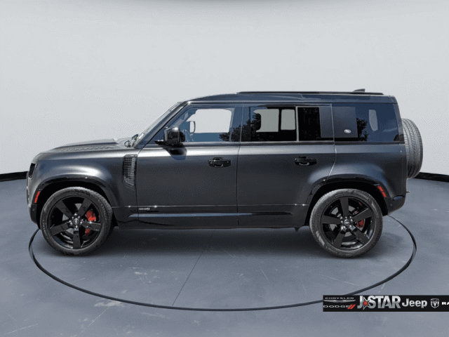 Used 2024 Land Rover Defender 110 X AWD/4WD image 8