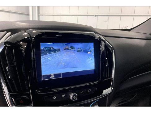 Used 2023 Chevrolet Traverse LT AWD/4WD image 22