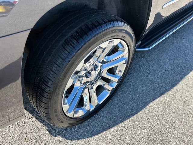 Used 2018 GMC Yukon SLT w/ Premium Edition AWD/4WD image 22