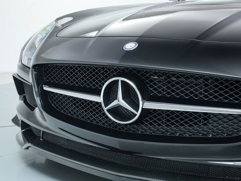 Used 2014 Mercedes-Benz SLS AMG Black Series image 40