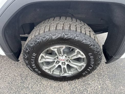 Certified 2026 GMC Sierra 1500 Pro w/ Pro Value Package AWD/4WD image 40