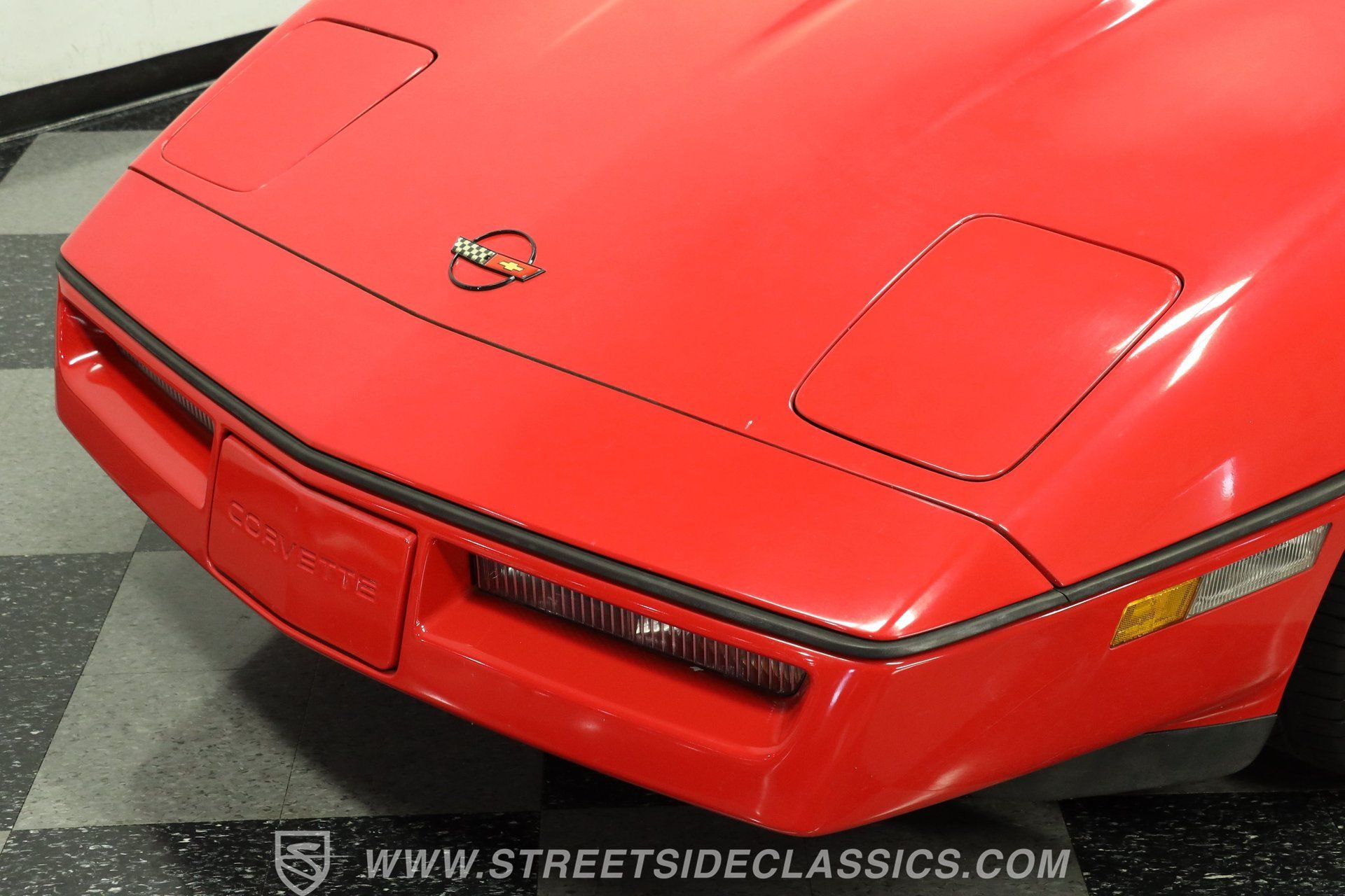 Used 1988 Chevrolet Corvette Convertible RWD image 19