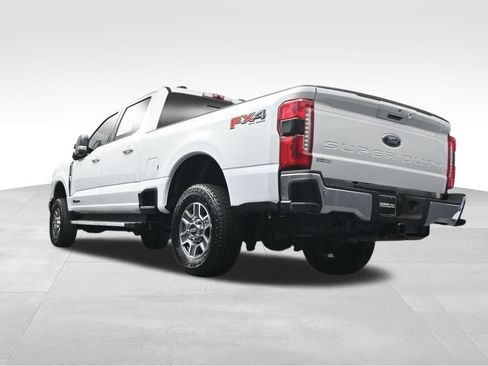 Used 2023 Ford F250 Lariat w/ FX4 Off-Road Package AWD/4WD image 30