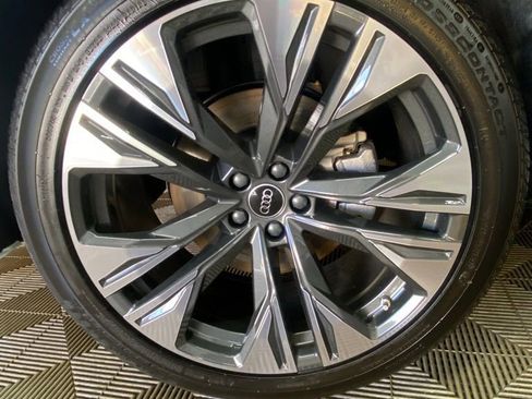 New 2026 Audi Q8 Prestige AWD/4WD image 9