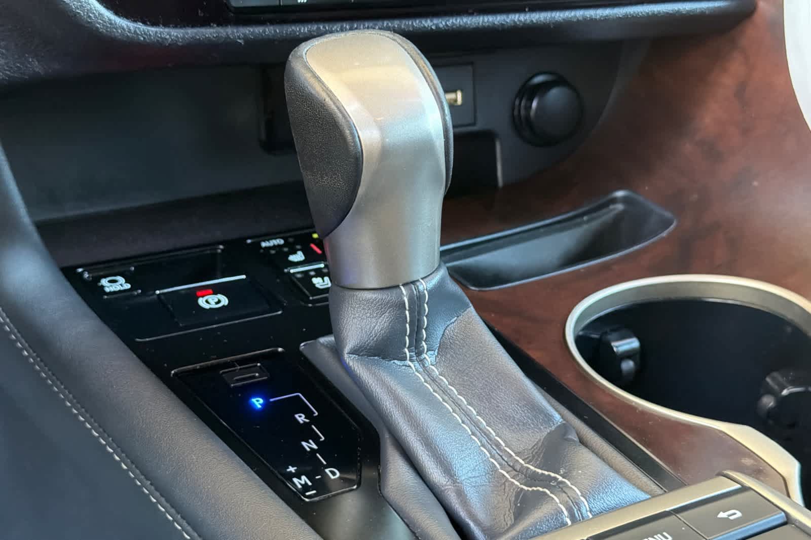 Used 2020 Lexus RX 350 AWD w/ Premium Package image 24