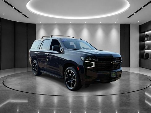Used 2023 Chevrolet Tahoe RST w/ Luxury Package AWD/4WD image 2