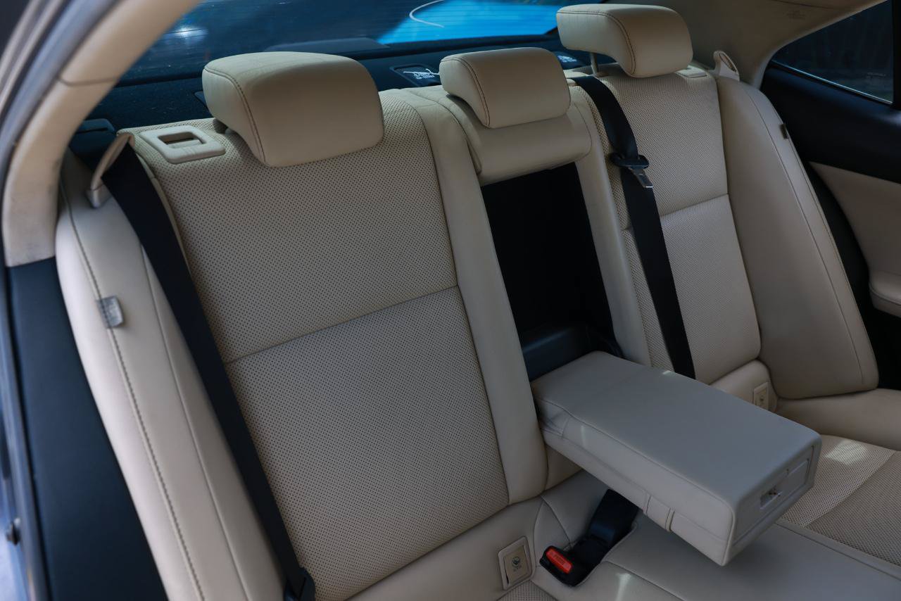 Used 2015 Lexus IS 250 RWD image 14