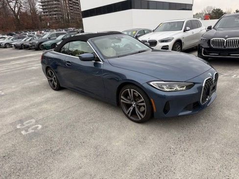 Used 2024 BMW 430i xDrive Convertible w/ Convenience Package image 2
