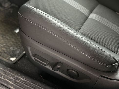 Used 2025 MAZDA CX-50 AWD 2.5 S w/ Accent Package image 15