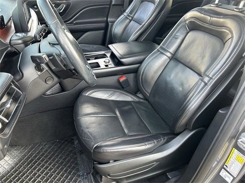 Used 2021 Lincoln Aviator Reserve w/ Elements Package Plus image 21