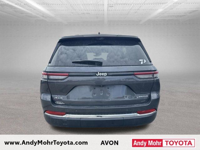 Used 2025 Jeep Grand Cherokee Limited w/ Luxury Tech Group II AWD/4WD image 7