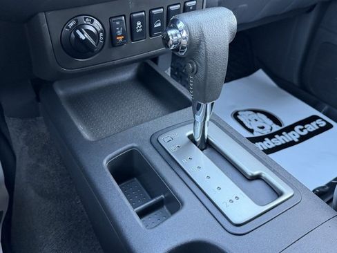 Used 2015 Nissan Xterra PRO-4X w/ Pro-4x Leather Package image 23