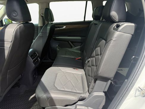 New 2026 Volkswagen Atlas SE AWD/4WD image 13