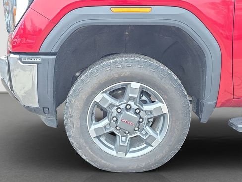 Used 2025 GMC Sierra 3500 SLT image 4