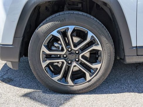 Certified 2022 Jeep Compass Limited w/ Sun and Sound Group AWD/4WD image 29