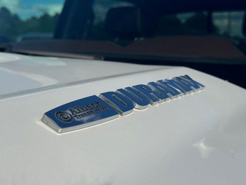 Used 2019 Chevrolet Silverado 2500 High Country w/ Duramax Plus Package image 9