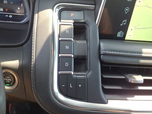 Used 2023 Chevrolet Tahoe LT AWD/4WD image 17