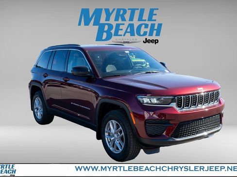 Certified 2025 Jeep Grand Cherokee Laredo X w/ Luxury Tech Group I image 8