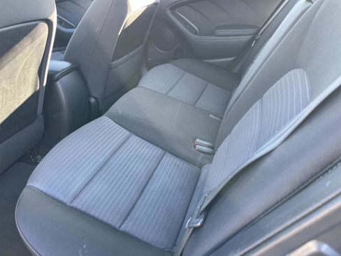 Used 2016 Kia Forte LX w/ LX Popular Plus Package image 18