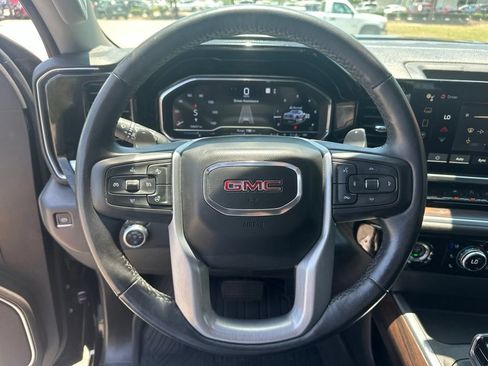 Used 2022 GMC Sierra 1500 SLT AWD/4WD image 15