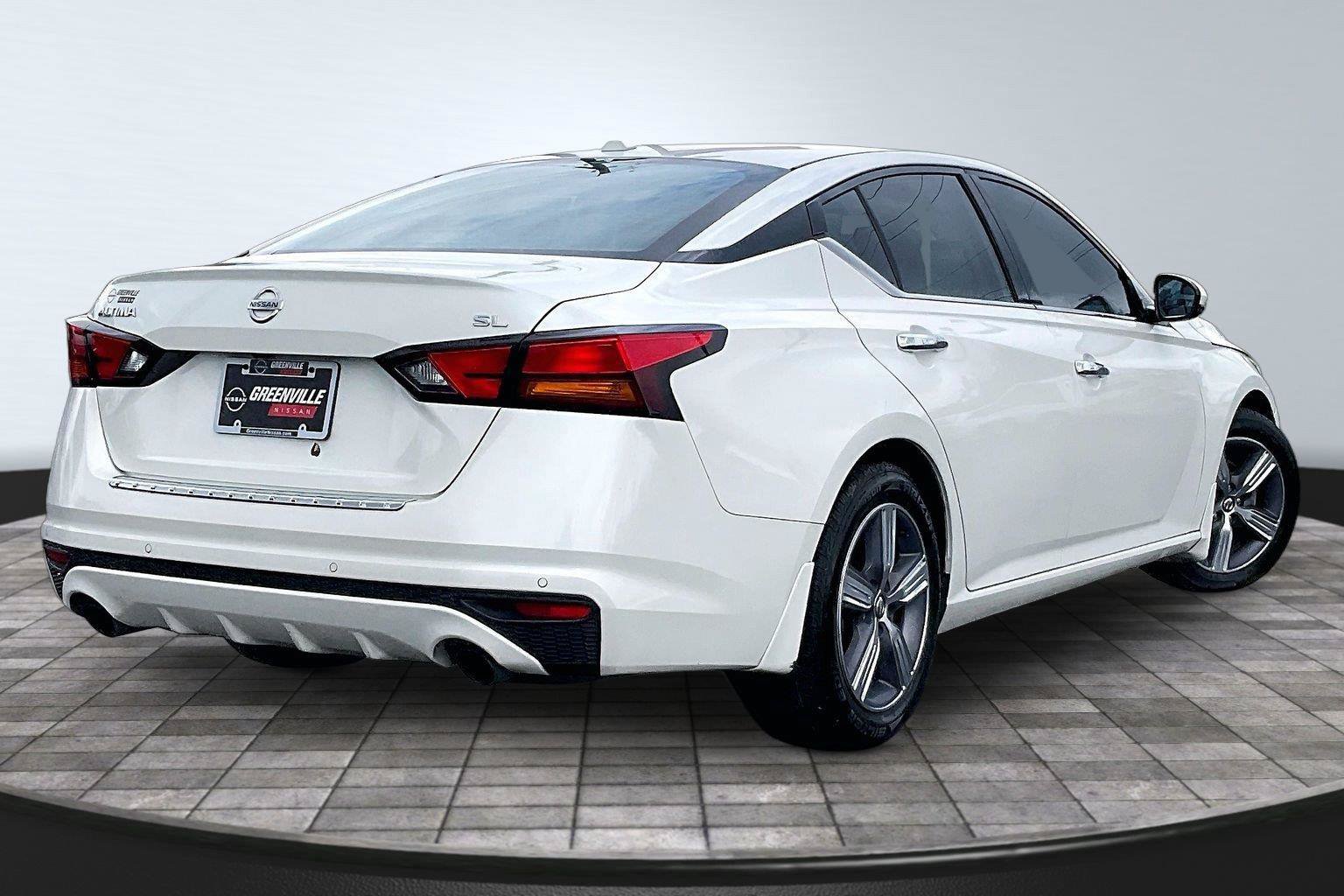 Used 2019 Nissan Altima 2.5 SL FWD image 14