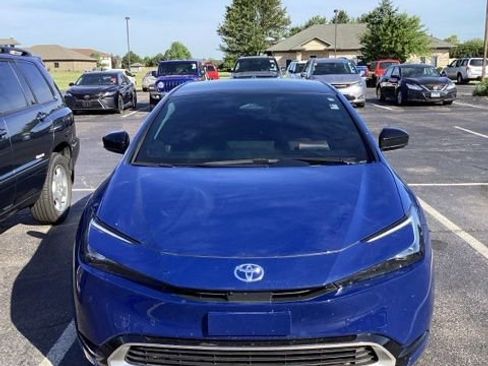 Used 2024 Toyota Prius Prime Premium w/ Advanced Technology Package FWD image 2