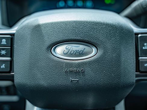 Used 2025 Ford F250 Platinum AWD/4WD image 23