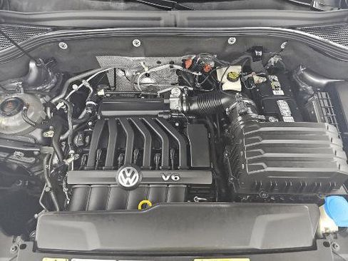 Used 2021 Volkswagen Atlas SE image 9