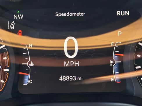 Used 2023 Jeep Compass Limited image 27