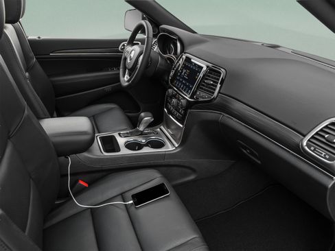 Used 2020 Jeep Grand Cherokee Limited X RWD image 32
