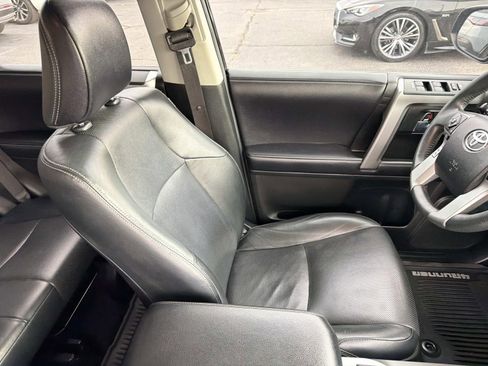 Used 2018 Toyota 4Runner Limited AWD/4WD image 11