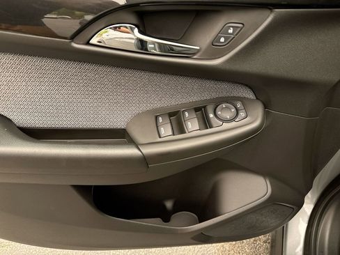 New 2026 Chevrolet TrailBlazer LT w/ Midnight Edition FWD image 15