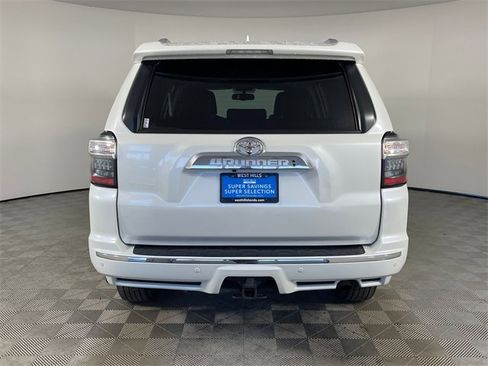 Used 2019 Toyota 4Runner Limited image 17
