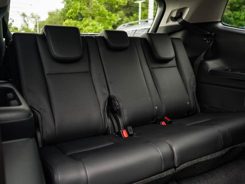 New 2025 Subaru Ascent Bronze Edition w/ Popular Package #2 image 11