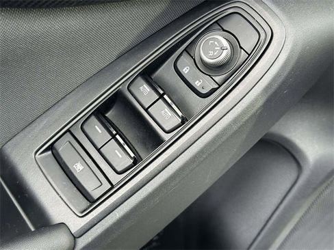 Used 2023 Subaru Crosstrek 2.0i Premium image 15