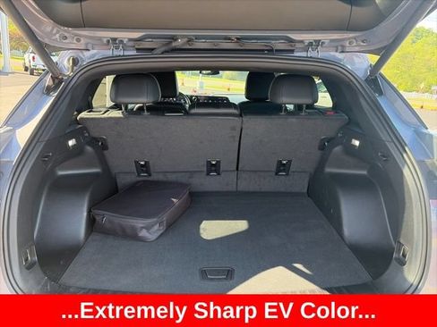 Used 2024 Chevrolet Blazer EV LT AWD/4WD image 11