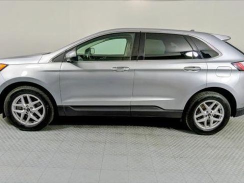 Used 2024 Ford Edge SEL image 3