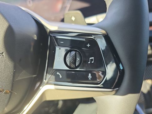 Certified 2025 BMW X3 xDrive30i w/ Premium Package image 19