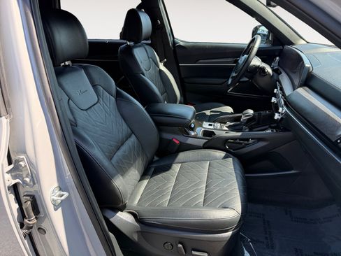 Used 2025 Kia Telluride SX X-Line AWD/4WD image 19