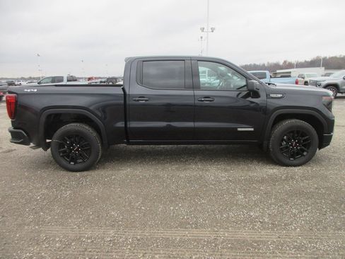 New 2026 GMC Sierra 1500 Elevation image 3