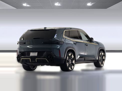 Certified 2023 BMW XM AWD/4WD image 8