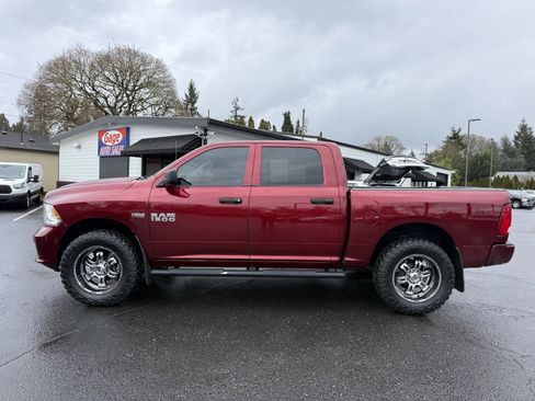 Used 2016 RAM 1500 Express w/ Popular Equipment Group image 5