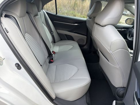 Used 2020 Toyota Camry SE w/ Audio Package image 15