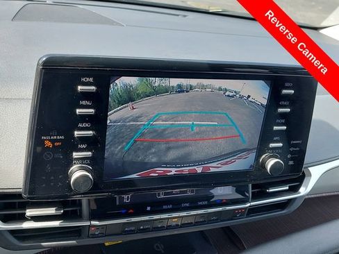 Used 2024 Toyota Sienna XLE w/ XLE Plus Package AWD/4WD image 14
