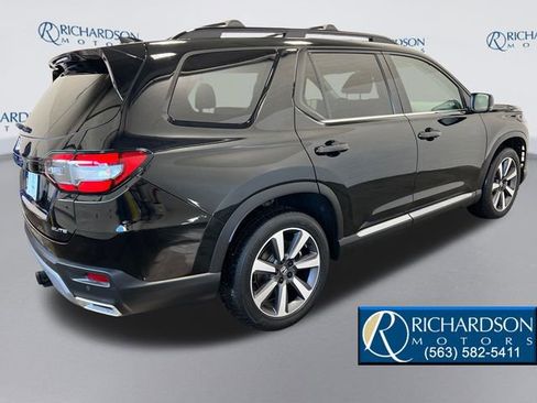 Used 2023 Honda Pilot Elite image 5