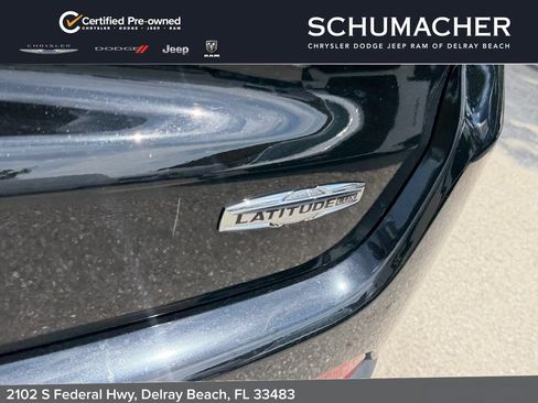 Used 2024 Jeep Compass Latitude AWD/4WD image 17