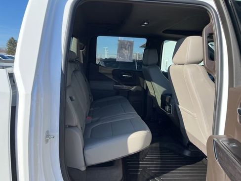 Used 2019 Chevrolet Silverado 1500 LTZ w/ LTZ Premium Package image 21