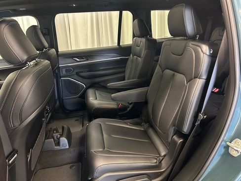 New 2026 Jeep Grand Cherokee L Limited AWD/4WD image 21