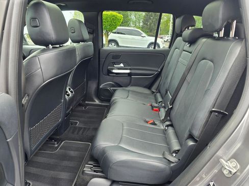 Used 2023 Mercedes-Benz EQB 300 4MATIC w/ Driver Assistance Package image 18