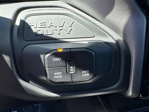 New 2026 RAM 2500 Laramie w/ Night Edition AWD/4WD image 15